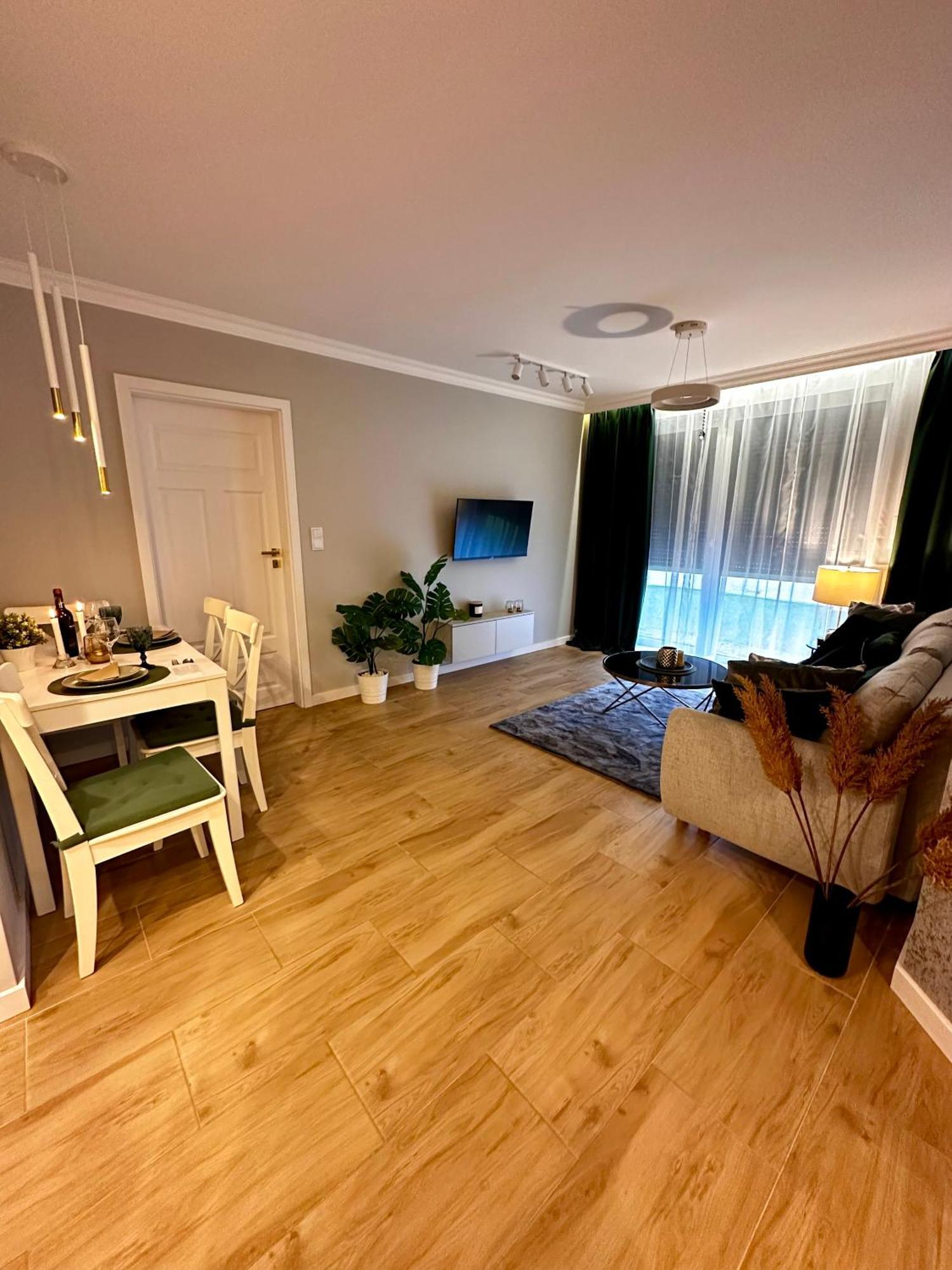 Apartment Kielce- Rubin Przy Zalew Kielecki, Faktura, Parking, Centrum Kielce